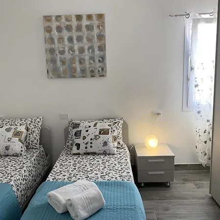 Orchidea House - Key To アパート